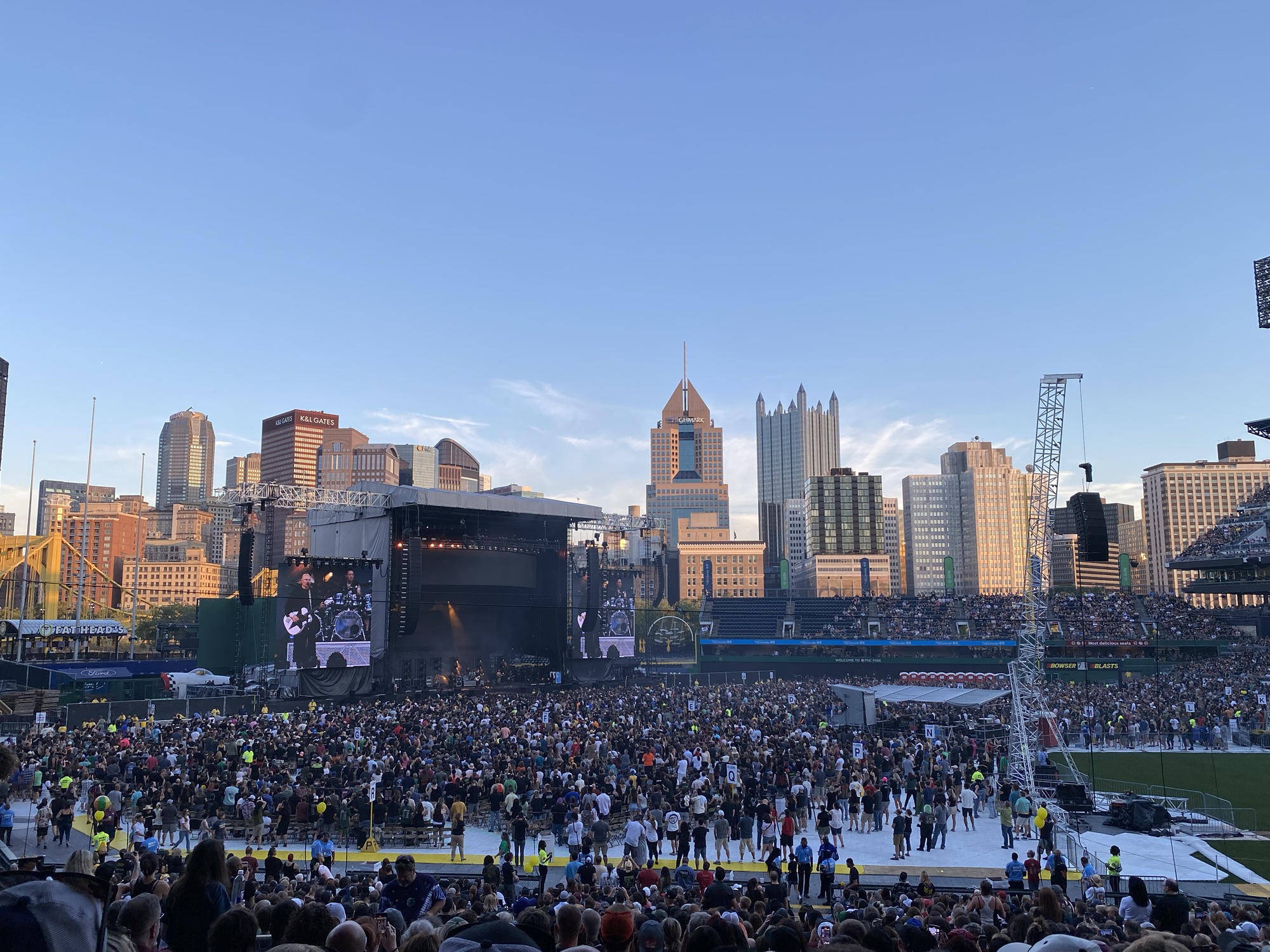 The representative from Pennsylvania has the floor.